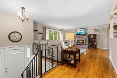 3 Valerie Lane, Mahopac, NY 10541 - Photo 3