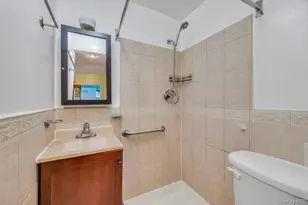 85-50 160th St, Jamaica, NY 11432 - Photo 33