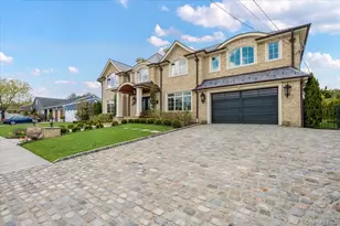 225 Harbor Ln, Massapequa Park, NY 11762 - Photo 35