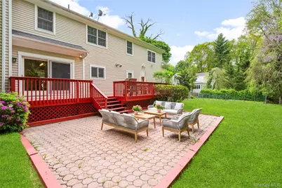 23 Round Hill Road, Scarsdale, NY 10583 - Photo 29