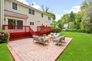 23 Round Hill Rd, Scarsdale, NY 10583 - Photo 29