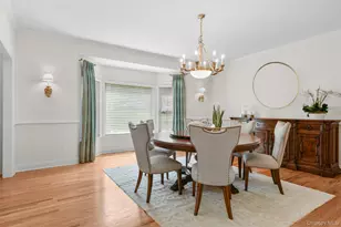 23 Round Hill Rd, Scarsdale, NY 10583 - Photo 7