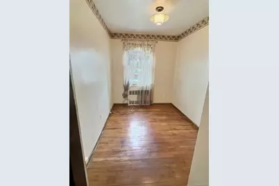 147-25 Brookville Boulevard, Rosedale, NY 11422 - Photo 13