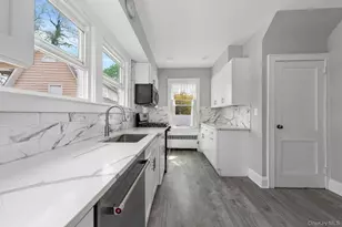 1679 Oak St, Baldwin, NY 11510 - Photo 5