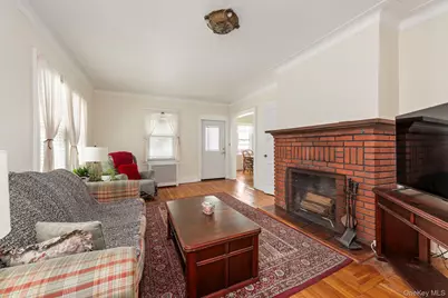 1679 Oak Street, Baldwin, NY 11510 - Photo 9