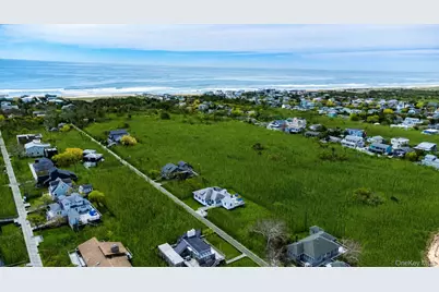 106 West Walk, Bay Shore, NY 11706 - Photo 5