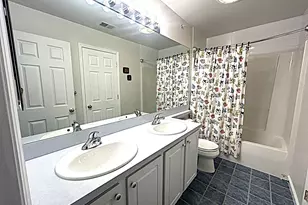 10 Limerick Ct, White Plains, NY 10603 - Photo 35