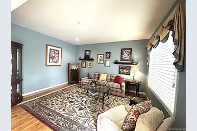 10 Limerick Court, White Plains, NY 10603 - Photo 7
