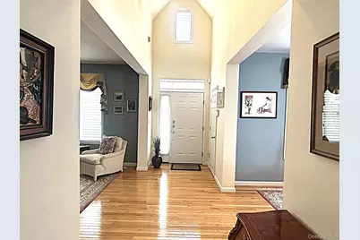 10 Limerick Court, White Plains, NY 10603 - Photo 5