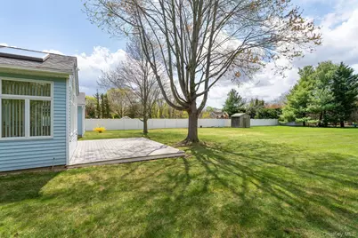 174 Cambon Avenue, Saint James, NY 11780 - Photo 33