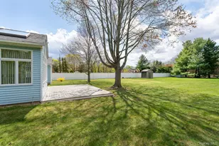 174 Cambon Ave, Saint James, NY 11780 - Photo 33