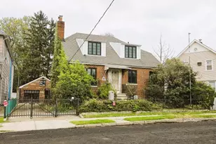 3231 Waterbury Ave, Bronx, NY 10465 - Photo 1