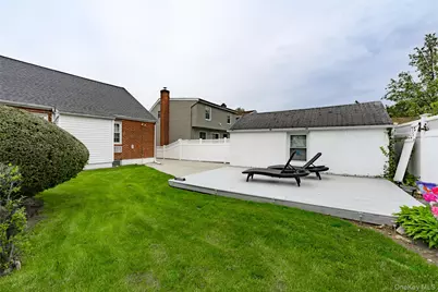238 James Street, Franklin Square, NY 11010 - Photo 23