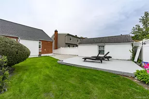 238 James St, Franklin Square, NY 11010 - Photo 23