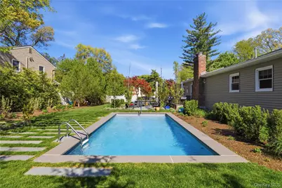 94 Laurel Road, New City, NY 10956 - Photo 3