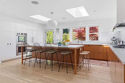 94 Laurel Road, New City, NY 10956 - Photo 9