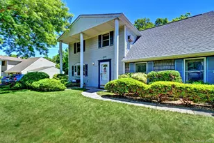 21 Aspen St, Port Jefferson Station, NY 11776 - Photo 3