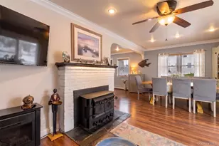 228 W Riviera Dr, Lindenhurst, NY 11757 - Photo 7