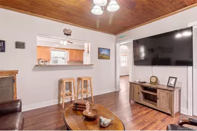 228 W Riviera Drive, Lindenhurst, NY 11757 - Photo 5