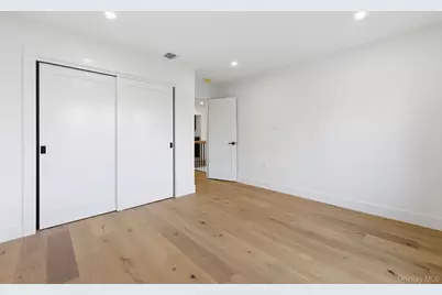 3690 Lufberry Avenue, Wantagh, NY 11793 - Photo 31