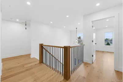3690 Lufberry Avenue, Wantagh, NY 11793 - Photo 27