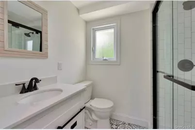 10 Evelyn Drive, Bethpage, NY 11714 - Photo 21