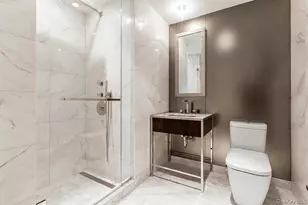135 W 52nd St, New York, NY 10019 - Photo 9