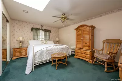 253 Blacksmith Road S, Levittown, NY 11756 - Photo 13