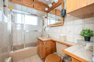 253 Blacksmith Rd S, Levittown, NY 11756 - Photo 17