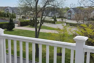 44 Fox Hill Dr, Calverton, NY 11933 - Photo 5
