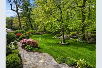 101 Woodlands Road, Harrison, NY 10528 - Photo 17