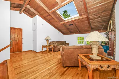 2 Village Drive W, Dix Hills, NY 11746 - Photo 15