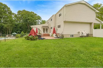 2 Village Drive W, Dix Hills, NY 11746 - Photo 35