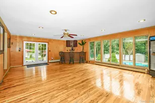2 Village Dr W, Dix Hills, NY 11746 - Photo 19
