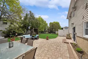 275 Violet St, Massapequa Park, NY 11762 - Photo 23