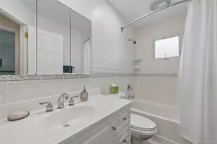 275 Violet St, Massapequa Park, NY 11762 - Photo 17