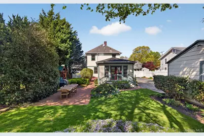 14 Franklin Avenue, Glen Cove, NY 11542 - Photo 11
