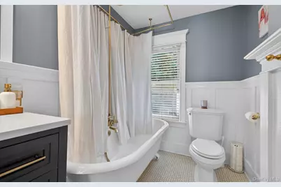 14 Franklin Avenue, Glen Cove, NY 11542 - Photo 41