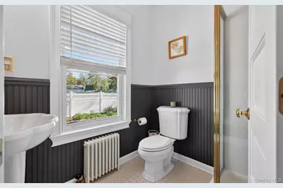 14 Franklin Avenue, Glen Cove, NY 11542 - Photo 33