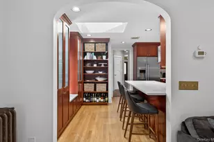 14 Franklin Ave, Glen Cove, NY 11542 - Photo 17