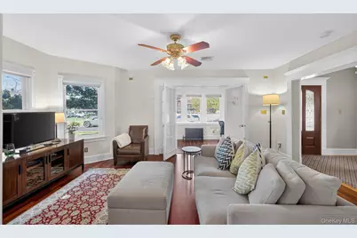 14 Franklin Avenue, Glen Cove, NY 11542 - Photo 19
