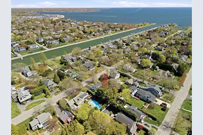 93 S Bay Avenue, Brightwaters, NY 11718 - Photo 45