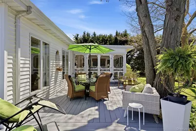 93 S Bay Avenue, Brightwaters, NY 11718 - Photo 37