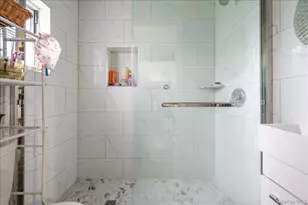 770 Magenta St, Bronx, NY 10467 - Photo 15