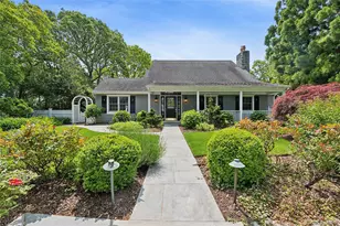 1497 Peconic Bay Blvd, Laurel, NY 11948 - Photo 23
