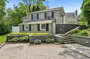 1497 Peconic Bay Blvd, Laurel, NY 11948 - Photo 25