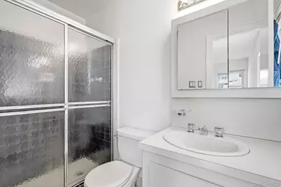 45 Runyon Place, Scarsdale, NY 10583 - Photo 13