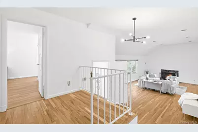 45 Runyon Place, Scarsdale, NY 10583 - Photo 3