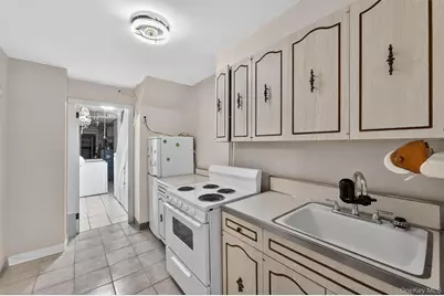 642 Edison Avenue, Bronx, NY 10465 - Photo 23