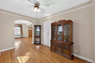 642 Edison Ave, Bronx, NY 10465 - Photo 9